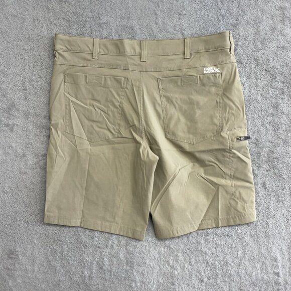 NWOT  Eddie Bauer Mens 38 Beige Cargo Shorts - Picture 3 of 7